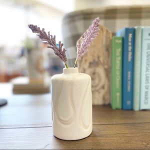 NEW Textured Cream Ceramic Style Vase Curved Teardrops Bud Vase Mini Vase